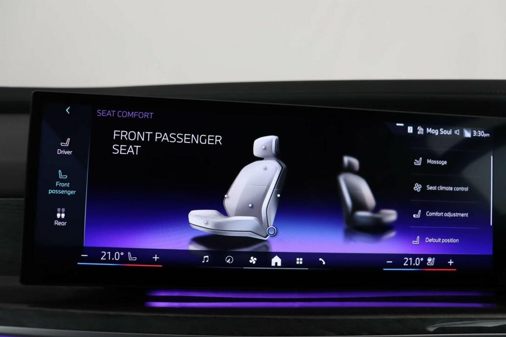 BMW i7 Saloon Black #116