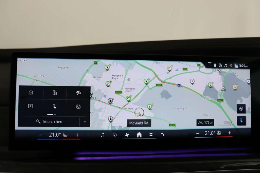 BMW i7 Saloon Black #113