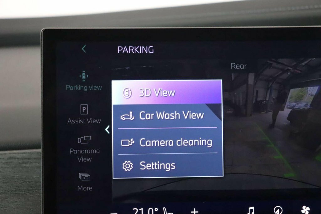 BMW i7 Saloon Black #119