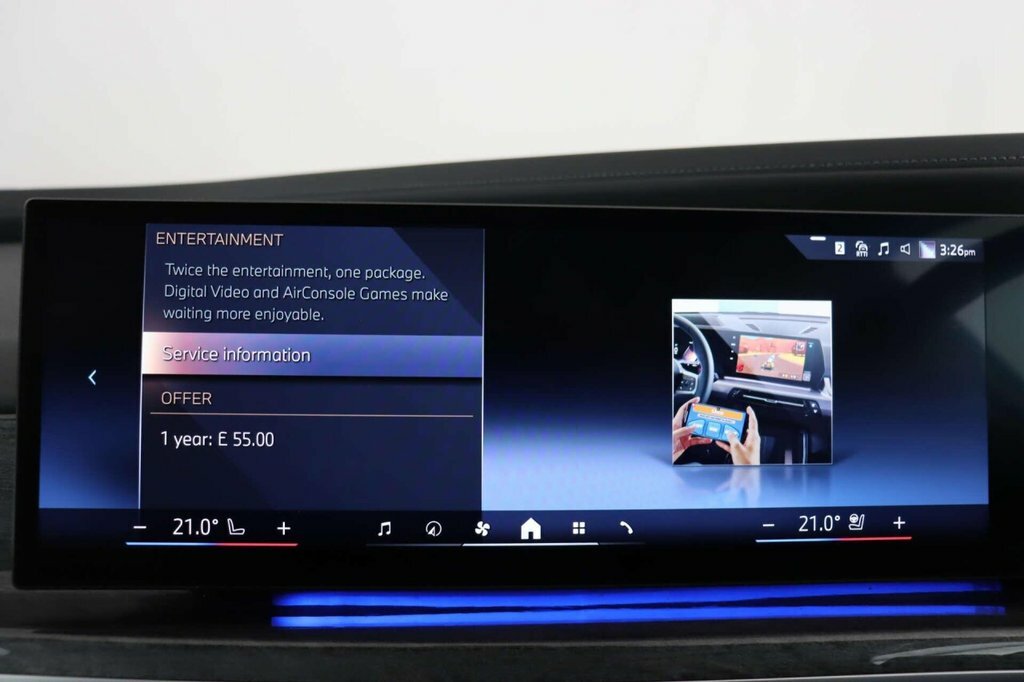 BMW i7 Saloon Black #75