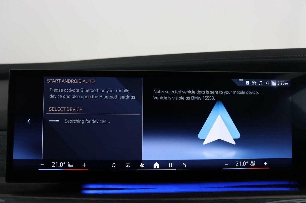 BMW i7 Saloon Black #73