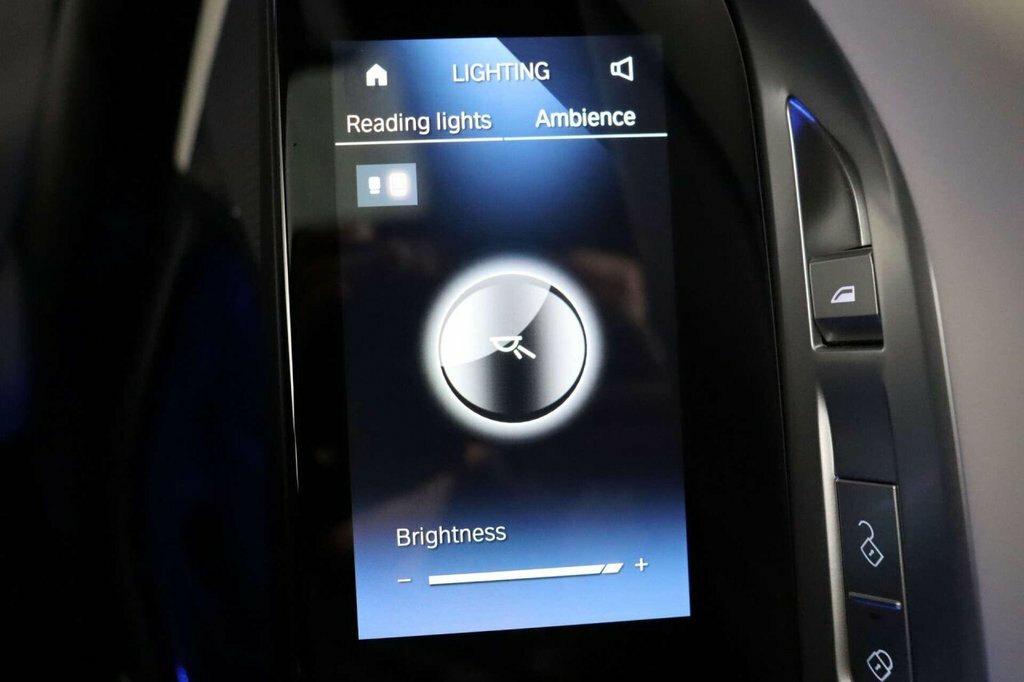 BMW i7 Saloon Black #66