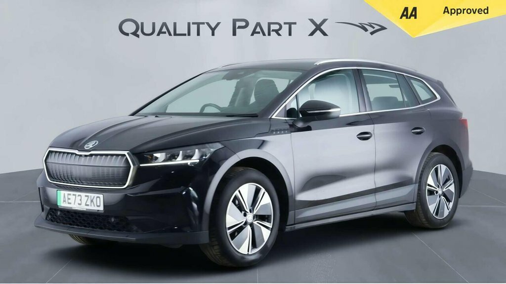 Skoda ENYAQ Suv Black #3