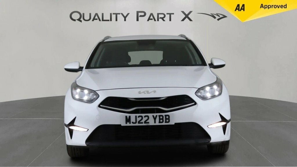 Kia Ceed Estate White #2