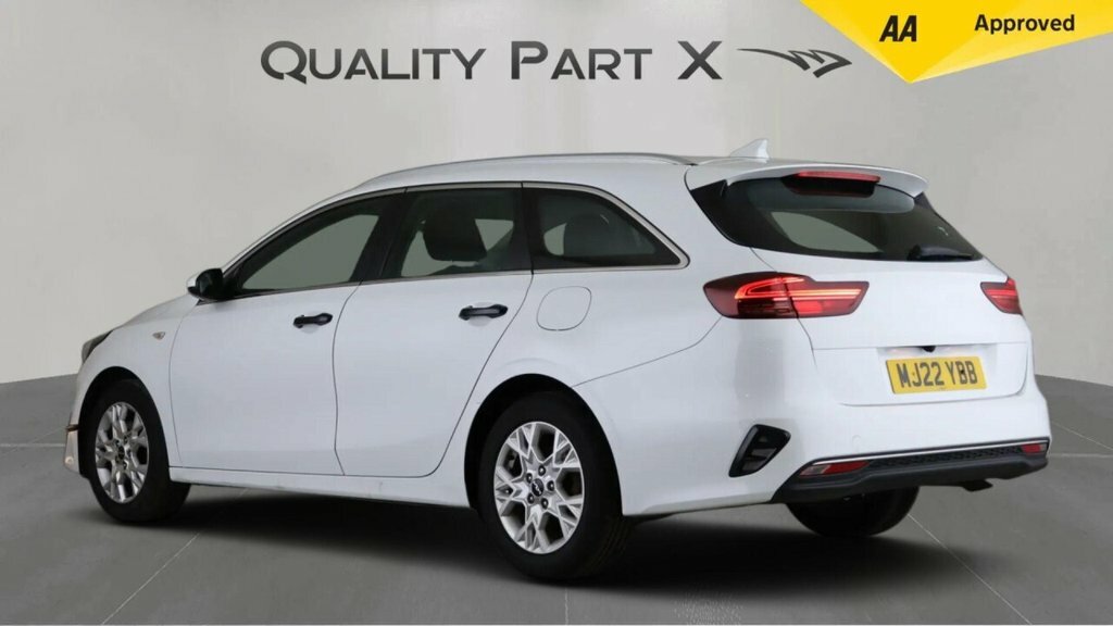 Kia Ceed Estate White #4