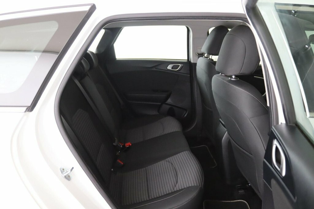 Kia Ceed 2 Silver #12