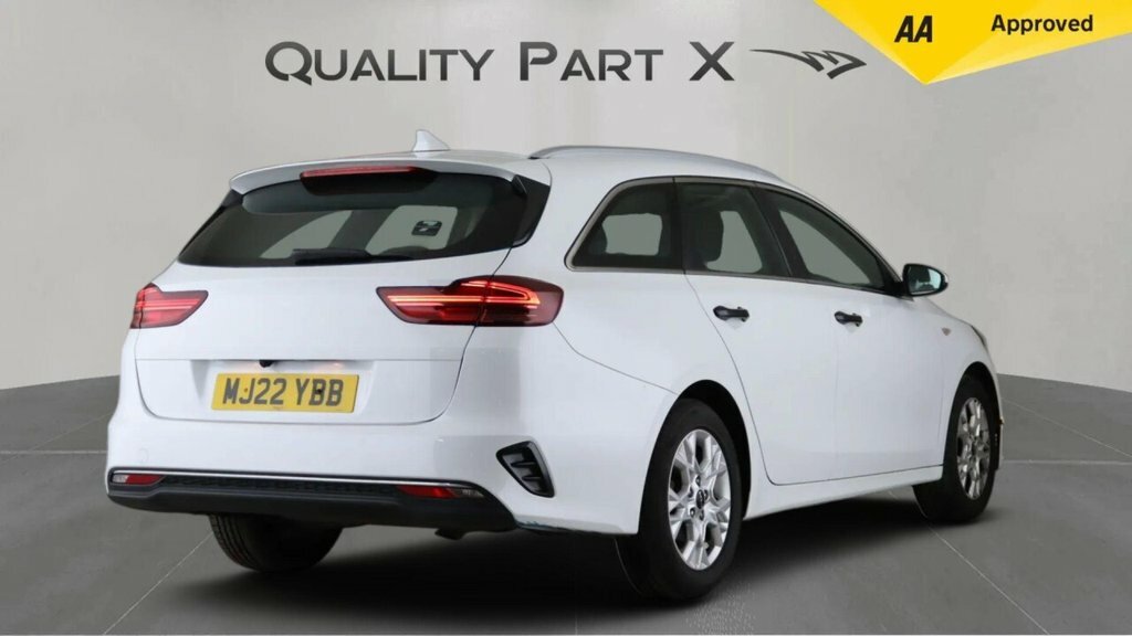 Kia Ceed Estate White #6