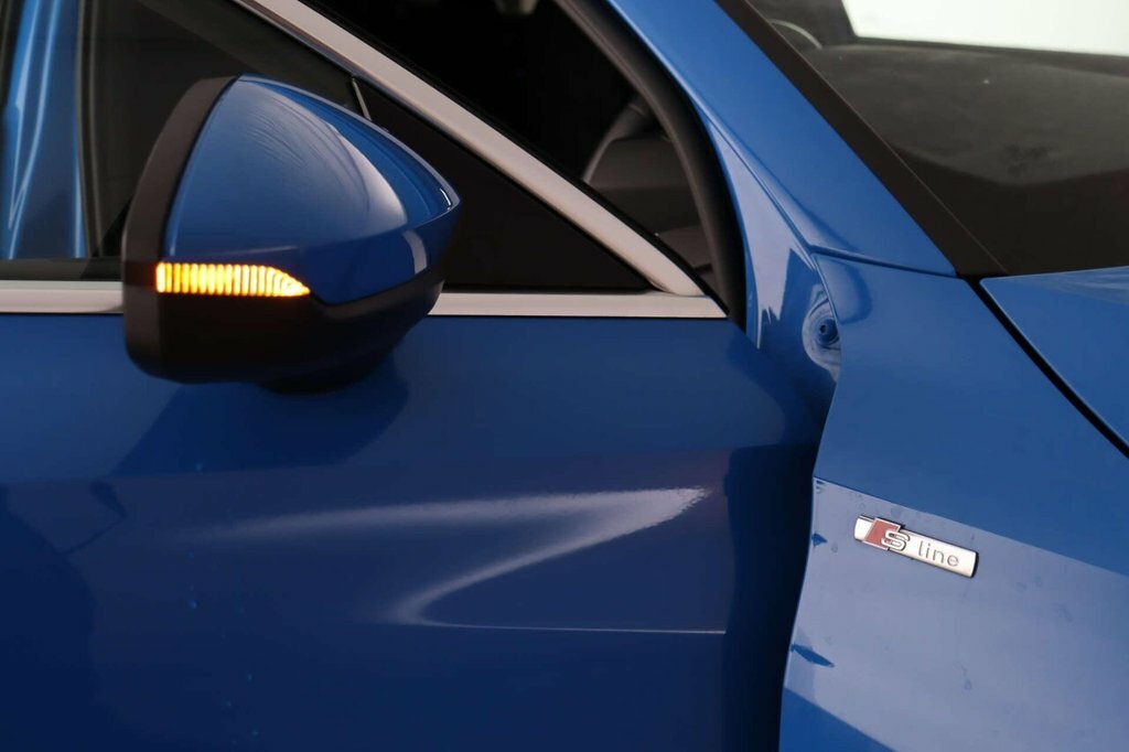 Audi A3 A3 35 Tfsi S Line S Tronic Blue #28