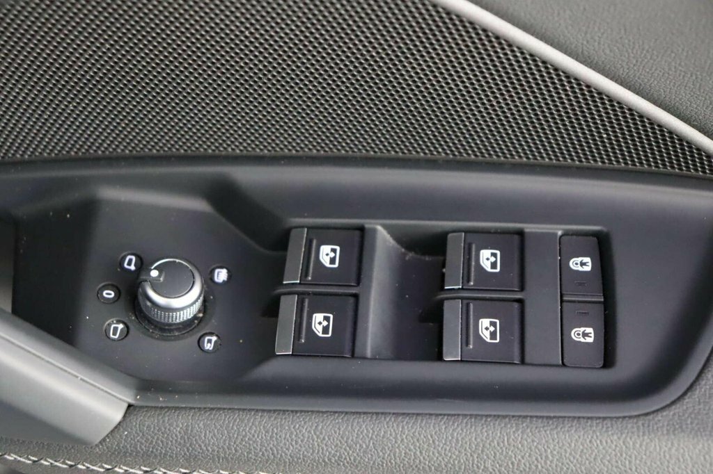 Audi A3 A3 35 Tfsi S Line S Tronic Blue #25