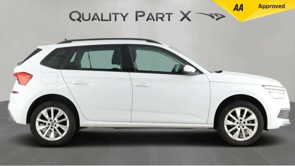 Skoda Kamiq Suv BP72XSR White #4