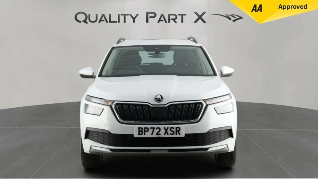 Skoda Kamiq Suv BP72XSR White #2