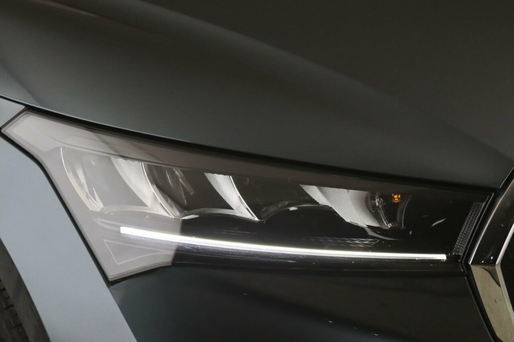 Skoda ENYAQ 80 Grey #9