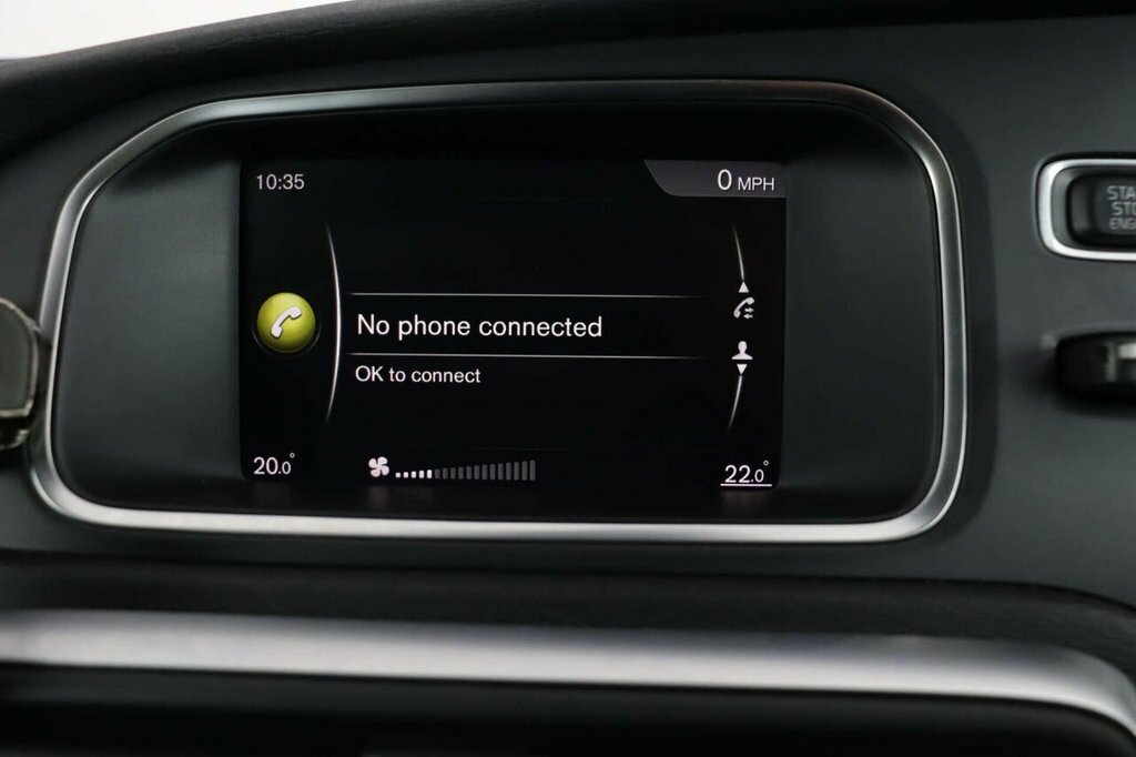 Volvo V40 2.0 D3 Inscription Edition Hatchback Silver #37