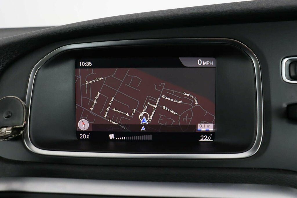 Volvo V40 2.0 D3 Inscription Edition Hatchback Silver #36