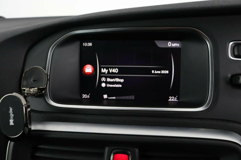 Volvo V40 2.0 D3 Inscription Edition Hatchback Silver #39