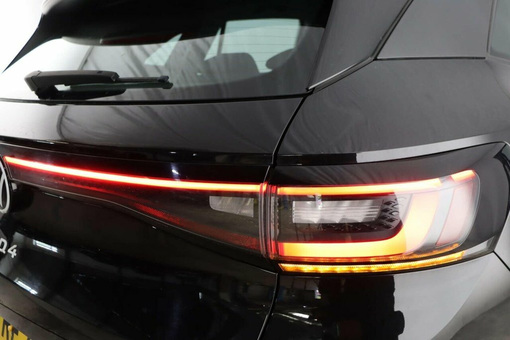 Volkswagen ID.4 Pro Performance 77Kwh Life White #24