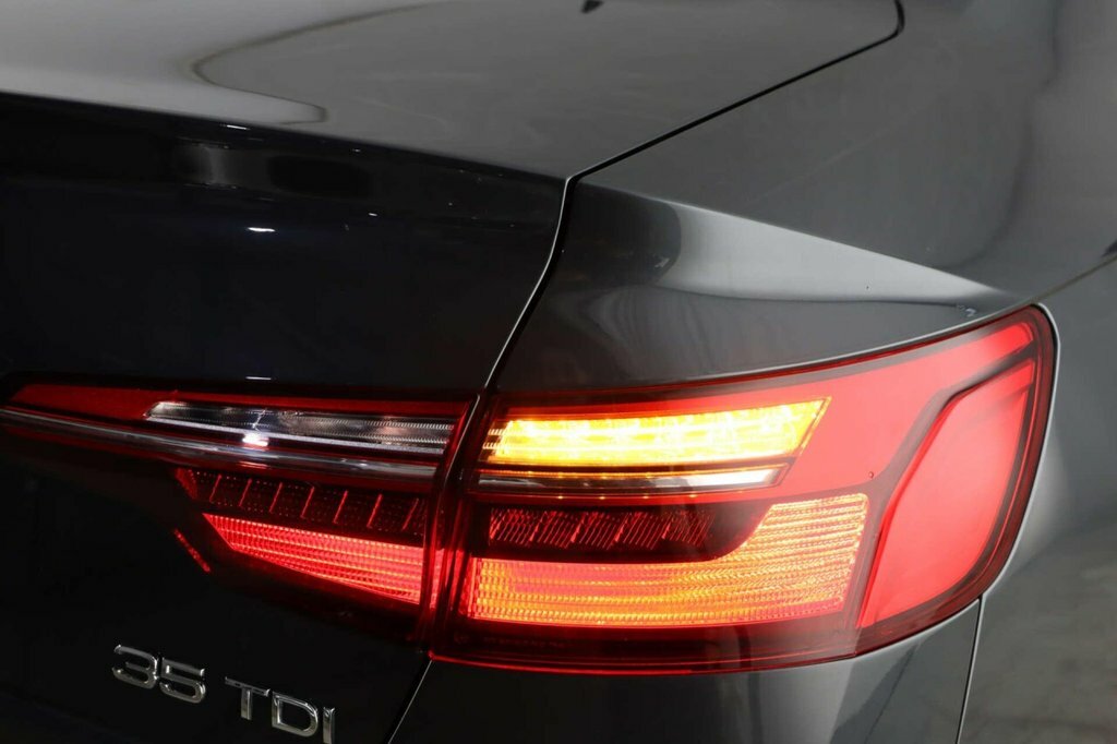 Audi A4 Black Edition 40 Tdi Quattro 204 Ps S Tronic Black #26