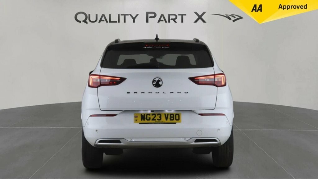 Vauxhall Grandland Suv WG23VBO White #6