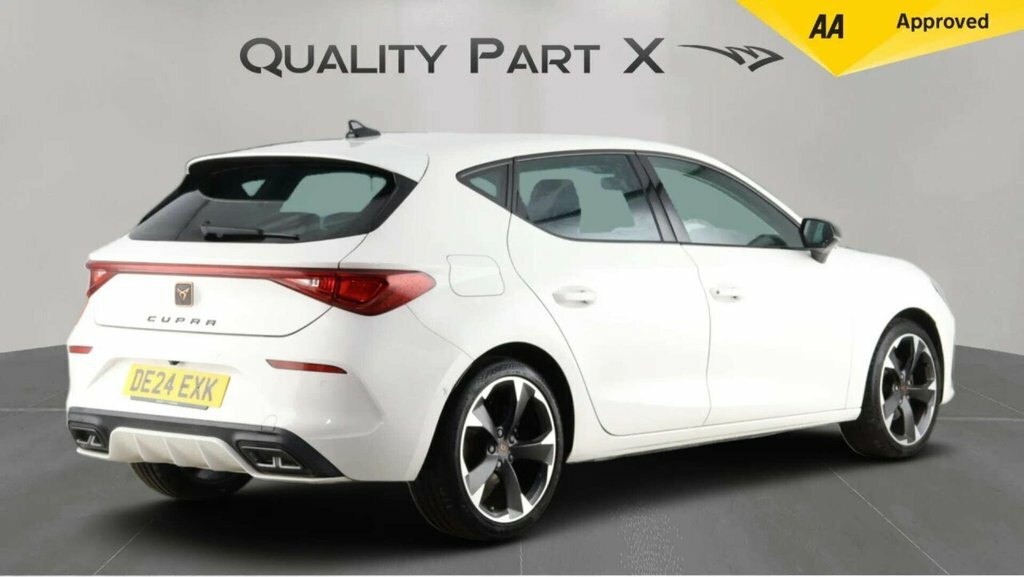 Cupra Leon Hatchback White #5