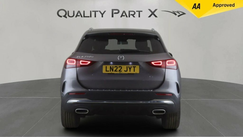 Mercedes-Benz GLA Class Suv LN22JYT Grey #6