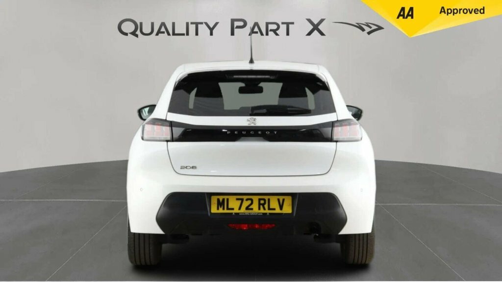 Peugeot 208 Hatchback ML72RLV White #4