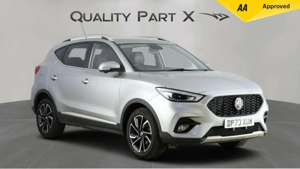 MG ZS Suv DP73XUW Silver