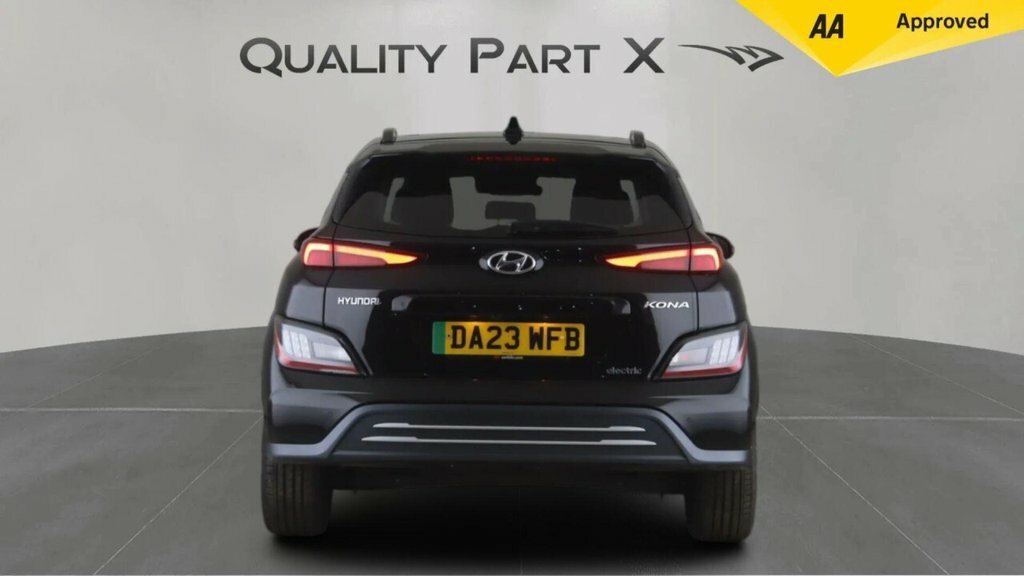 Hyundai Kona Suv DA23WFB Black #6