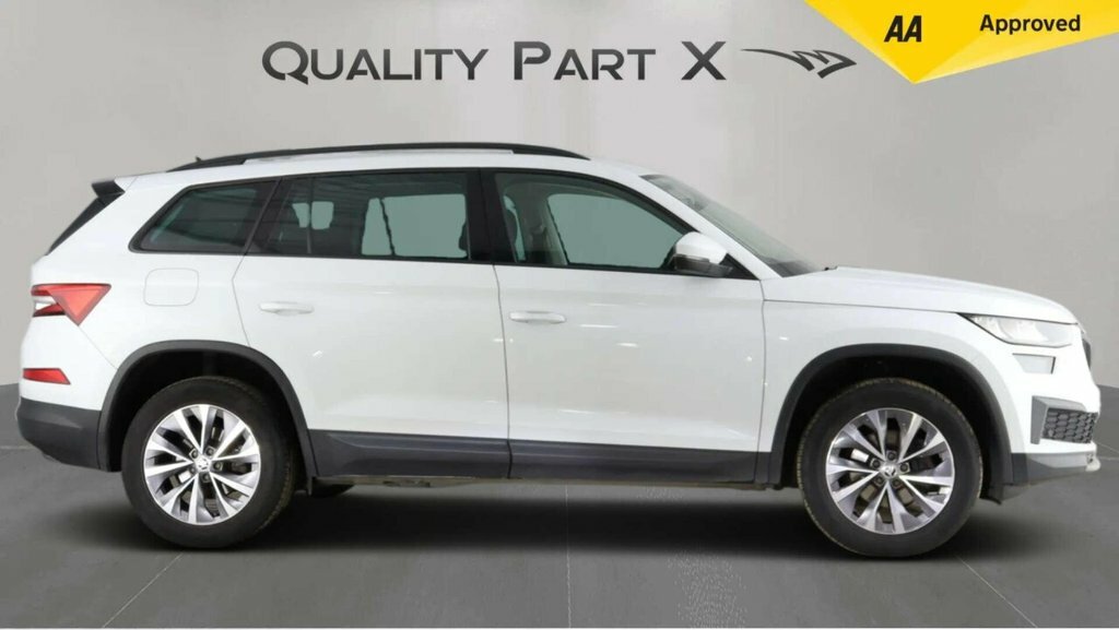 Skoda Kodiaq Suv White #4