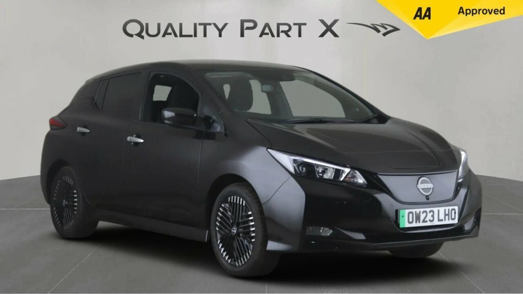 Nissan Leaf Hatchback Black