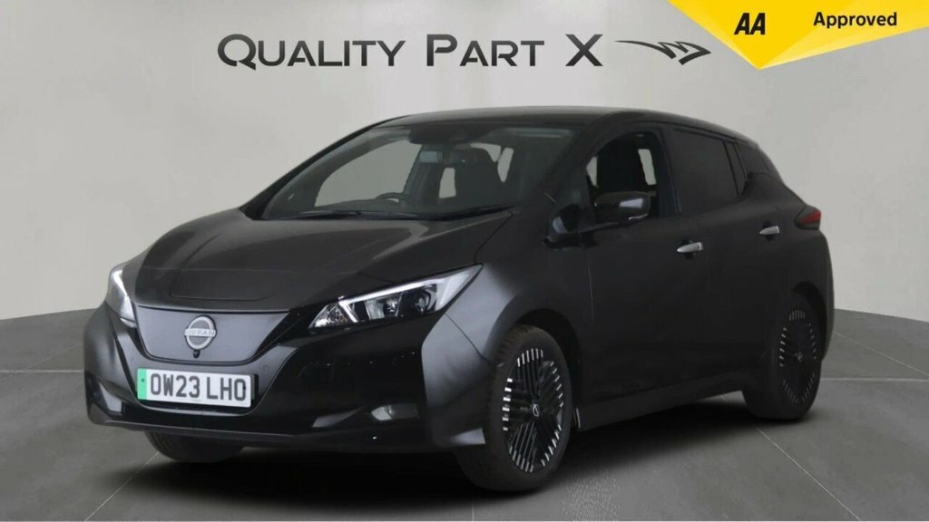 Nissan Leaf Hatchback OW23LHO Black #3