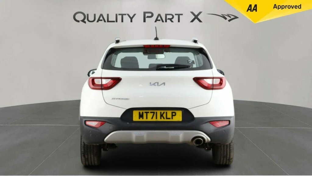 Kia Stonic Suv MT71KLP White #6