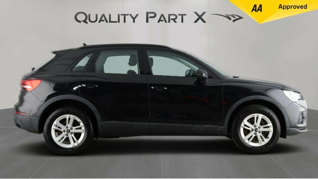 Audi Q3 Suv Black #2