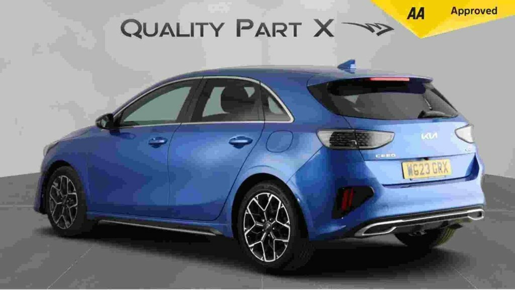 Kia Ceed Hatchback Blue #6