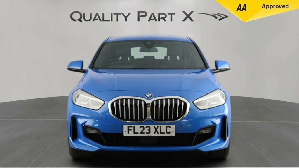 BMW 1 Series Hatchback FL23XLC Blue #2