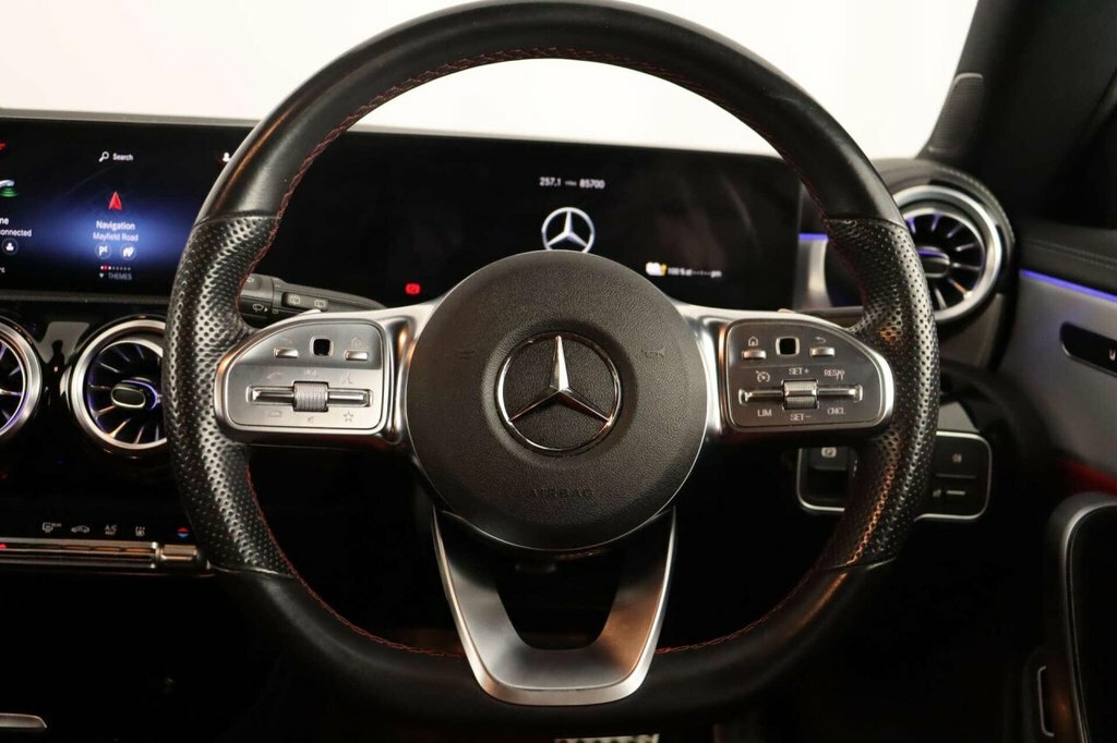 Mercedes-Benz CLA Class 200 Amg Line Executive Tip Black #9