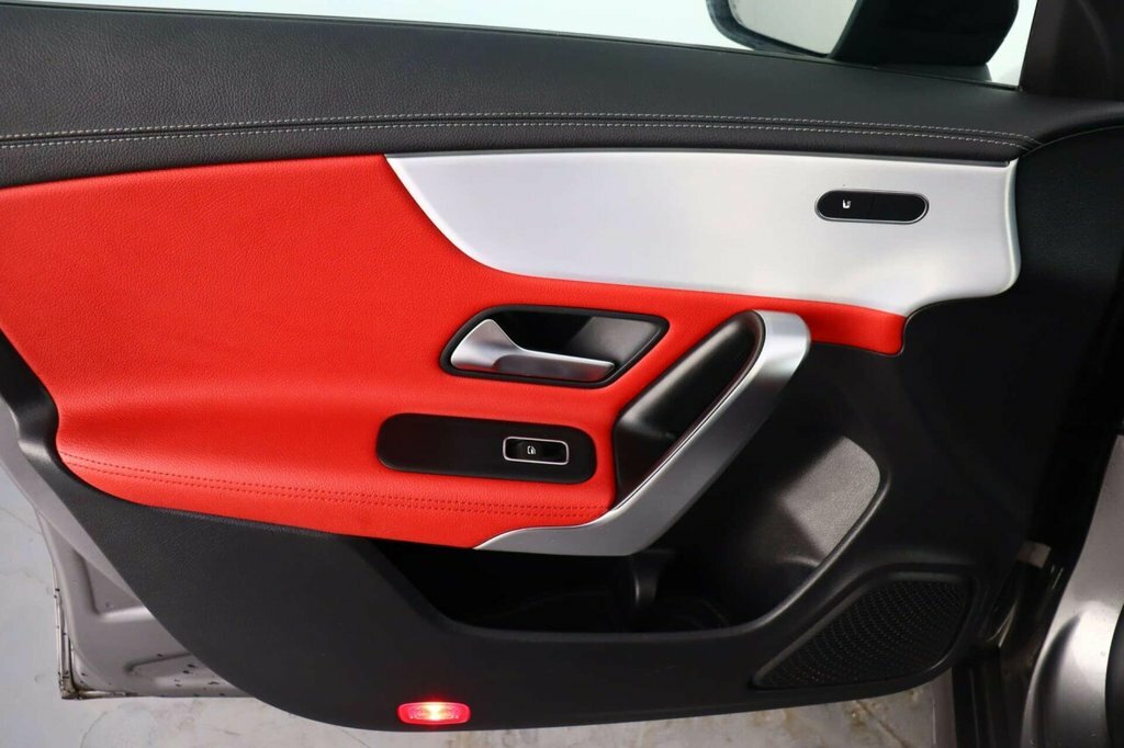 Mercedes-Benz CLA Class 200 Amg Line Executive Tip Black #27
