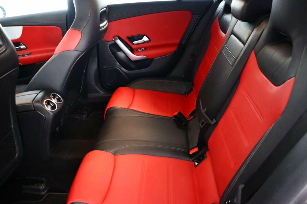 Mercedes-Benz CLA Class 200 Amg Line Executive Tip Black #15
