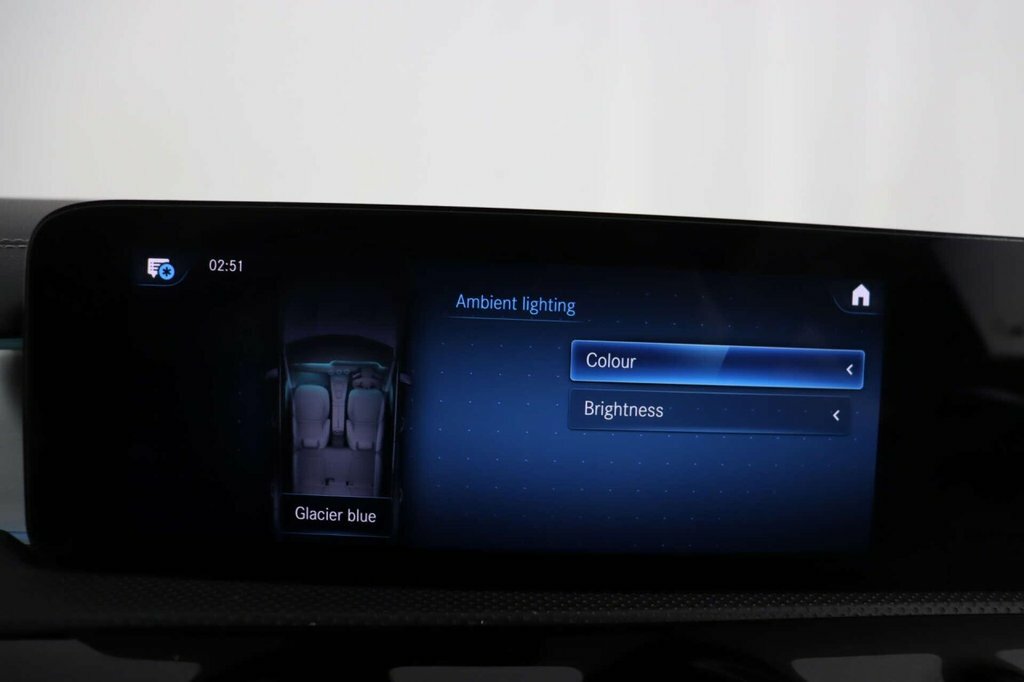 Mercedes-Benz CLA Class 200 Amg Line Executive Tip Black #40