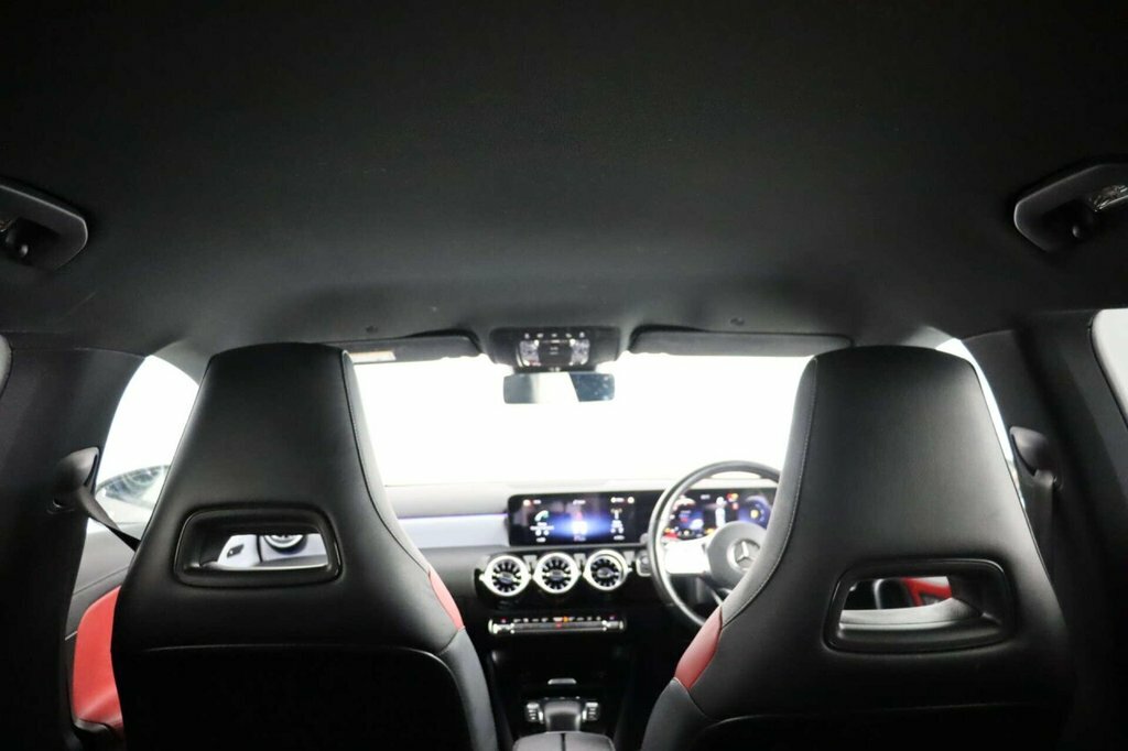 Mercedes-Benz CLA Class 200 Amg Line Executive Tip Black #11