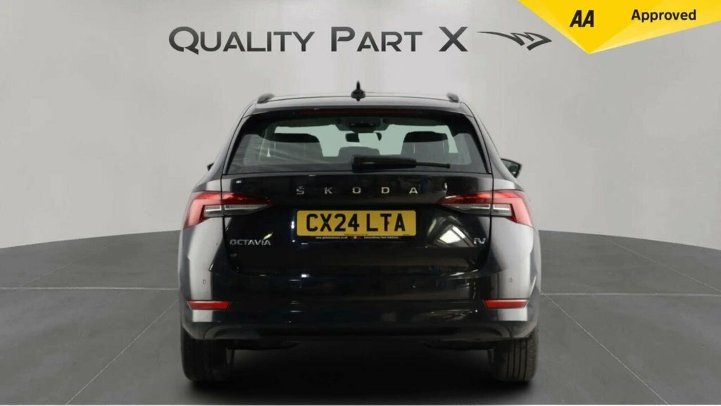 Skoda Octavia Estate Black #6