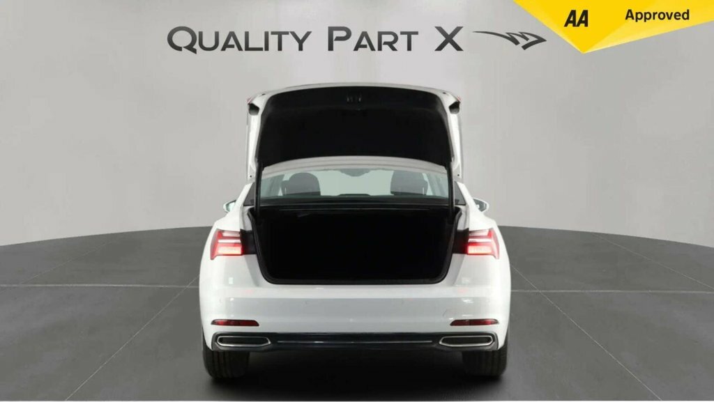 Audi A6 Saloon Saloon White #5