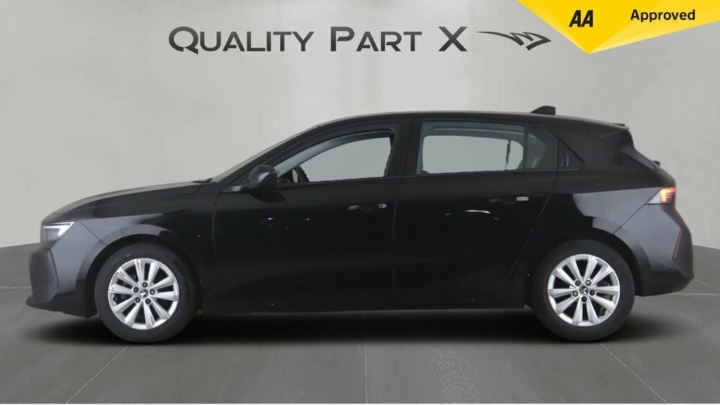 Vauxhall Astra Hatchback OX72EKC Black #4