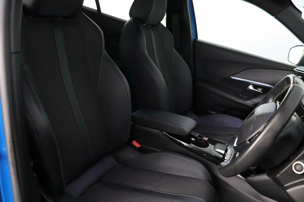 Peugeot e-2008 115Kw Active 54Kwh Grey #13