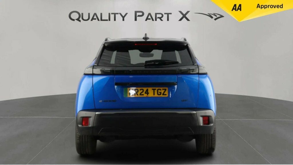 Peugeot e-2008 Suv Blue #6
