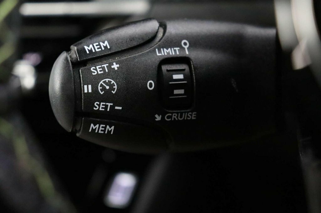 Peugeot e-2008 115Kw Active 54Kwh Grey #19