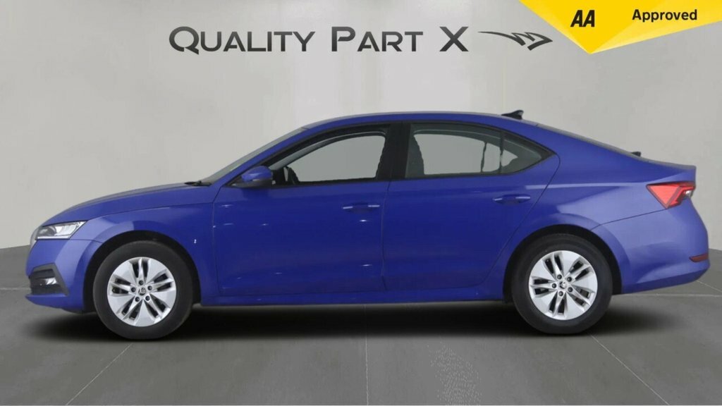 Skoda Octavia Hatchback WP72UTS Blue #4