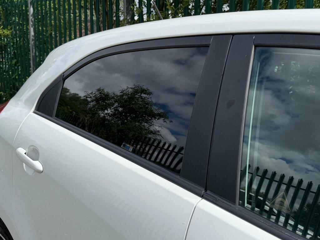 Kia RIO 3 Ecodynamics White #7