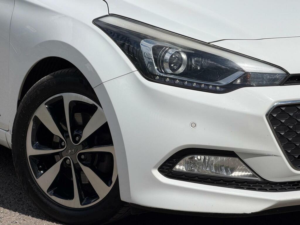 Hyundai I20 1.4 Crdi Premium Se Euro 6 201515 NA15OGM White #2