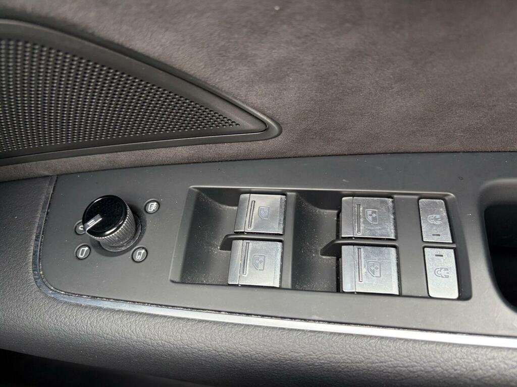 Audi A8 A8 55 Tfsi Quattro Black #60