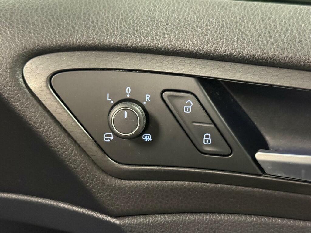 Volkswagen e-Golf E-golf Black #13